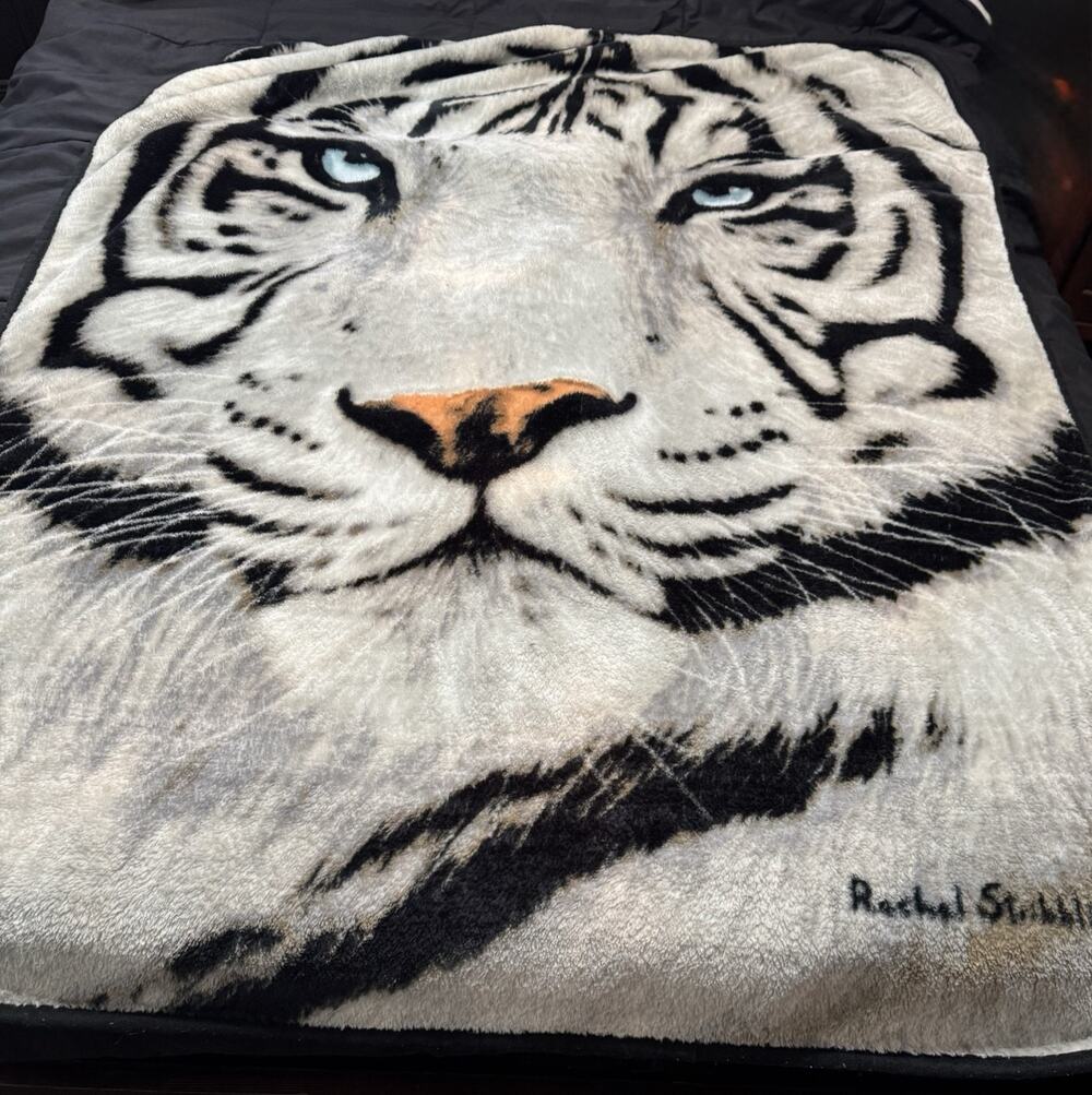 Northwest Throw Blanket White Snow Tiger By Rachel Stribbling Bright Blue Eyes